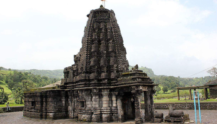 Bhimashankar Temple, Maharashtra — Nagara-style Jyotirlinga in the Sahyadri hills