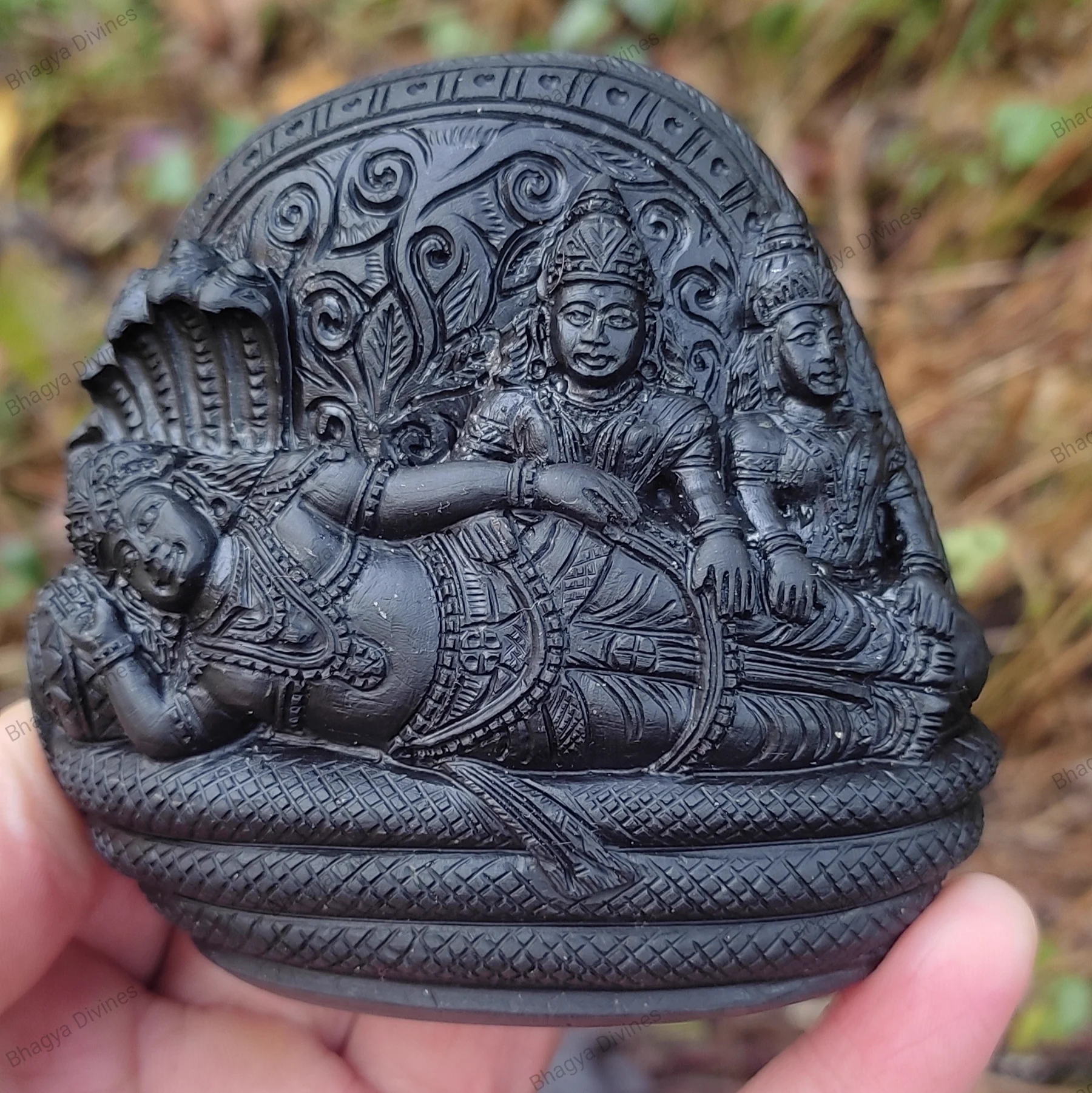 Narayana with Sridevi and Bhudevi Shaligram Murti — view 3